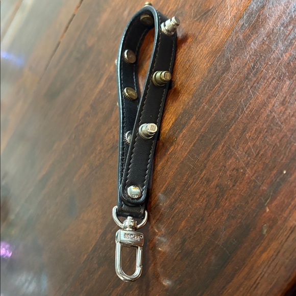 MCM “Big Bang” Digital Camouflage Wristlet Pouch - Picture 10 of 11